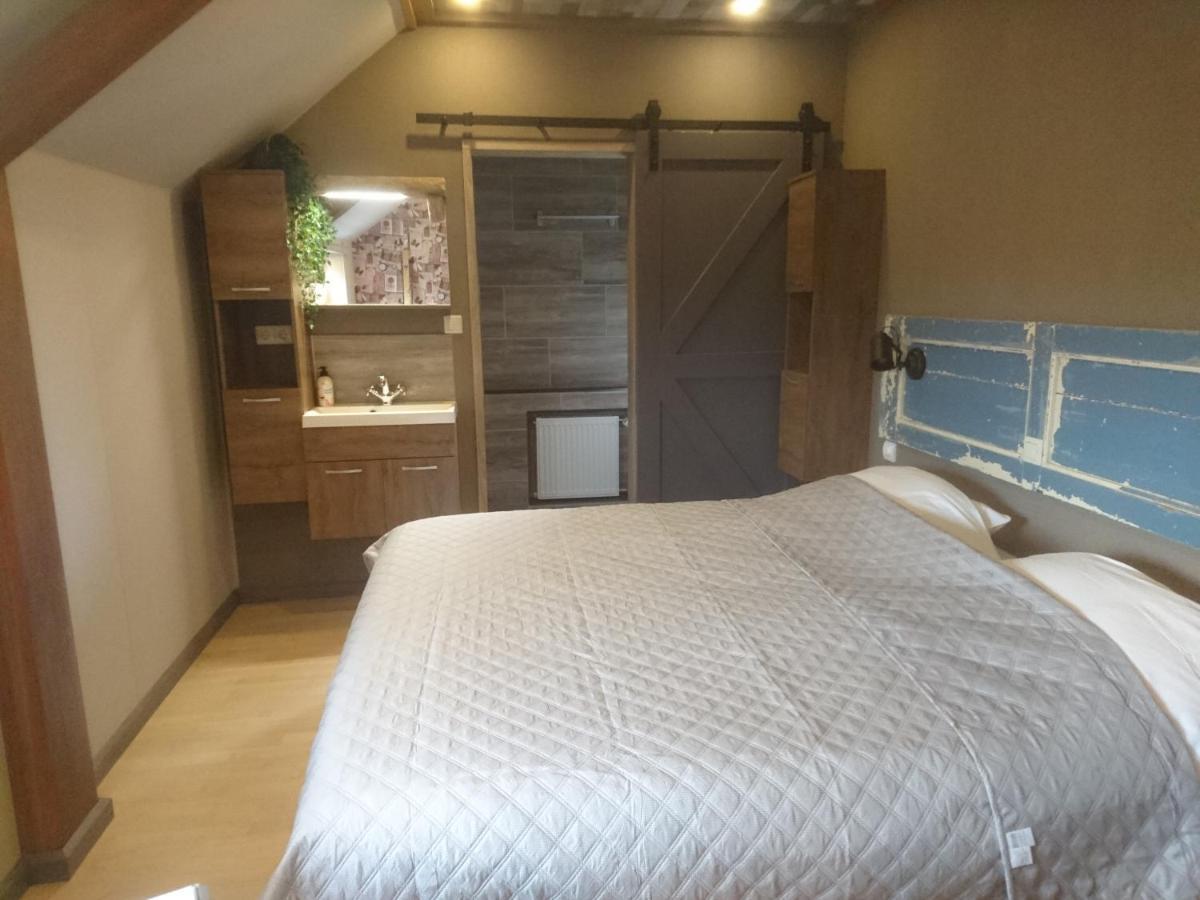 De Cyprian Bed & Breakfast Kaard Екстер'єр фото